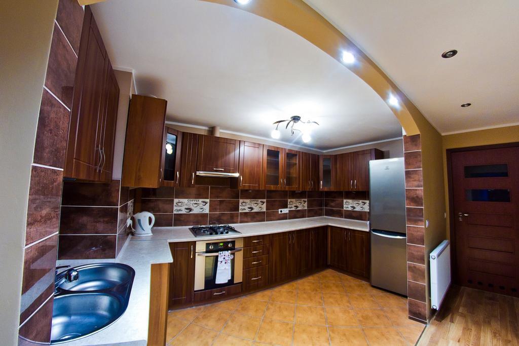 Apartment Sweet Home Sanok Exteriör bild